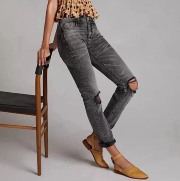Anthropologie Pilcro Slim Boyfriend Jeans in Washed Black Distressed 31 (12) - Picture 11 of 16